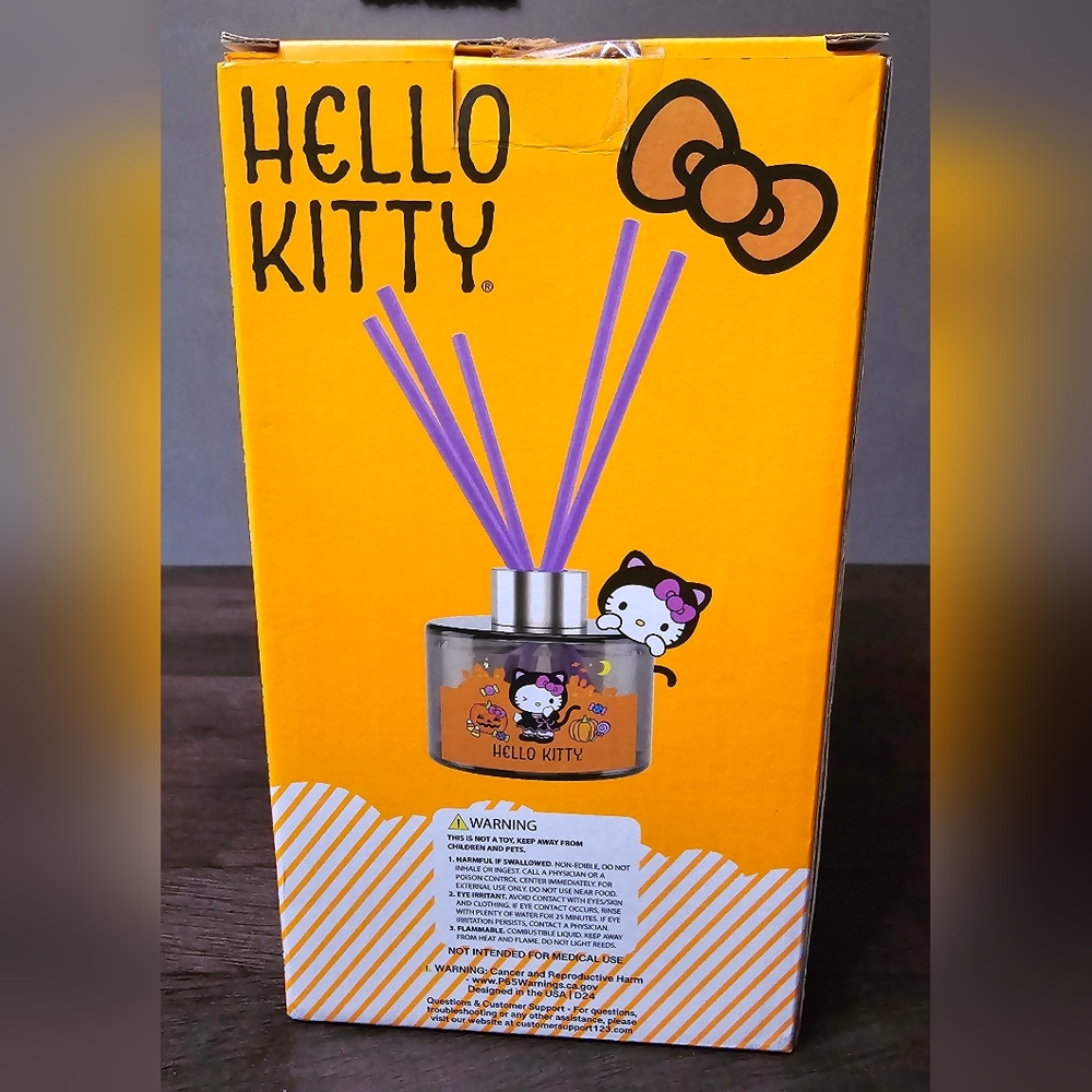 Hello Kitty Halloween Diffuser - Picture 2 of 2
